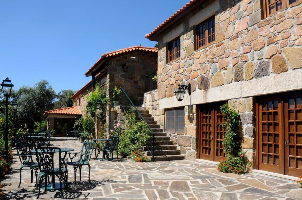 Quinta das Escomoeiras – Visita & Cata de Vinos – Celorico de Basto, Vinhos Verdes