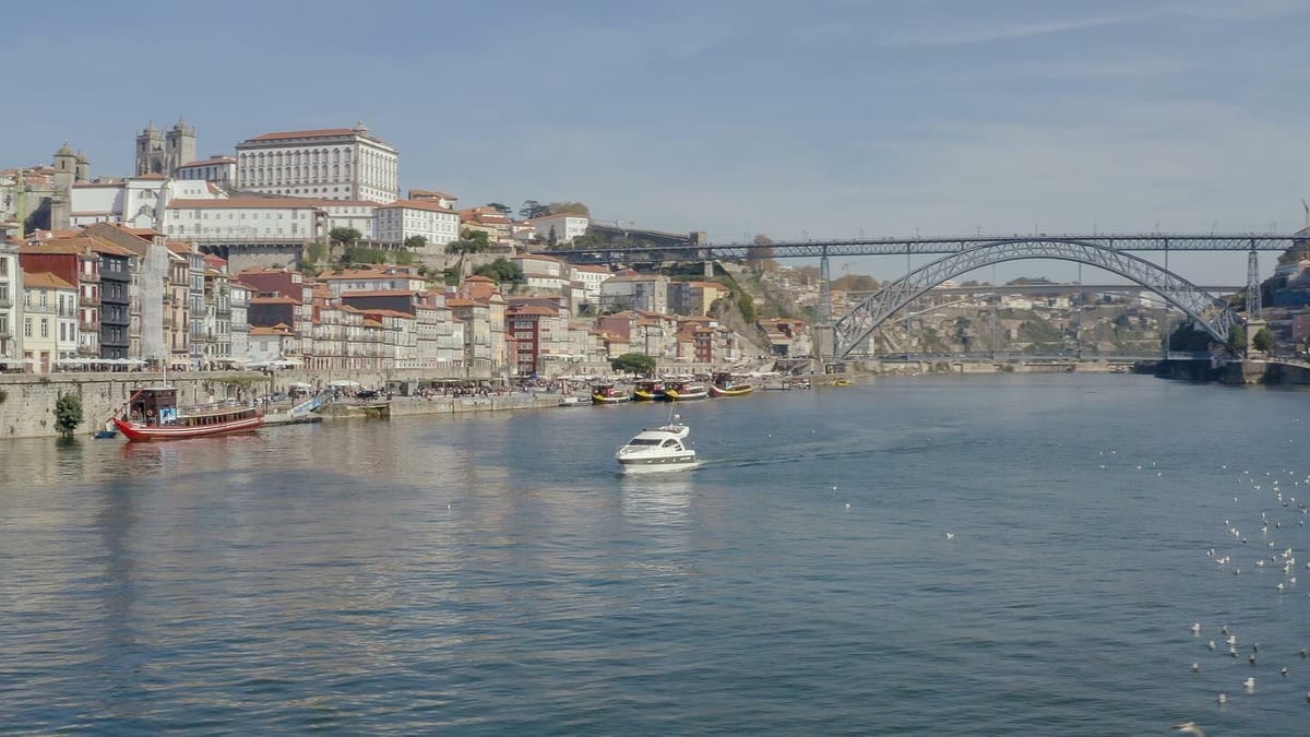 Douro Cruise - Porto Antigo - Ferrão - Pinhão – Vila Nova de Gaia, Douro
