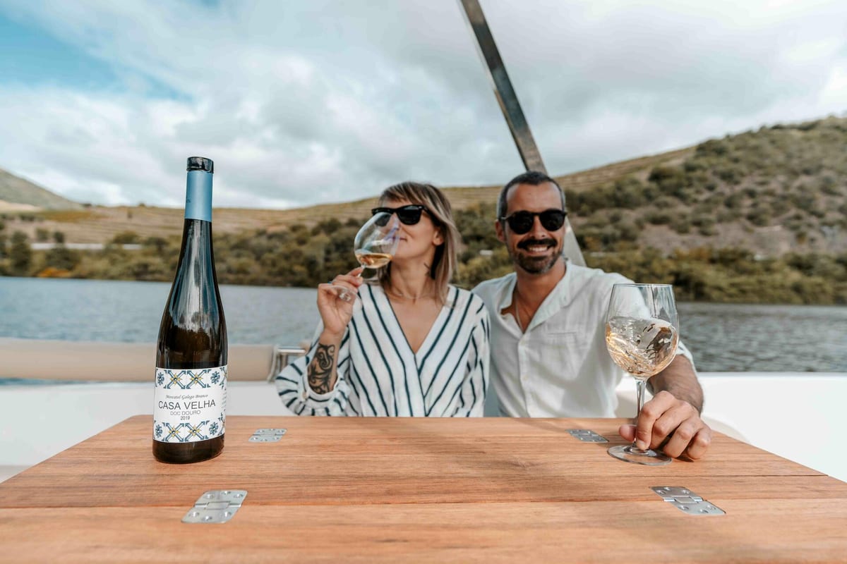 Electric Private Boat Trip on the Douro River – Alijó, Douro
